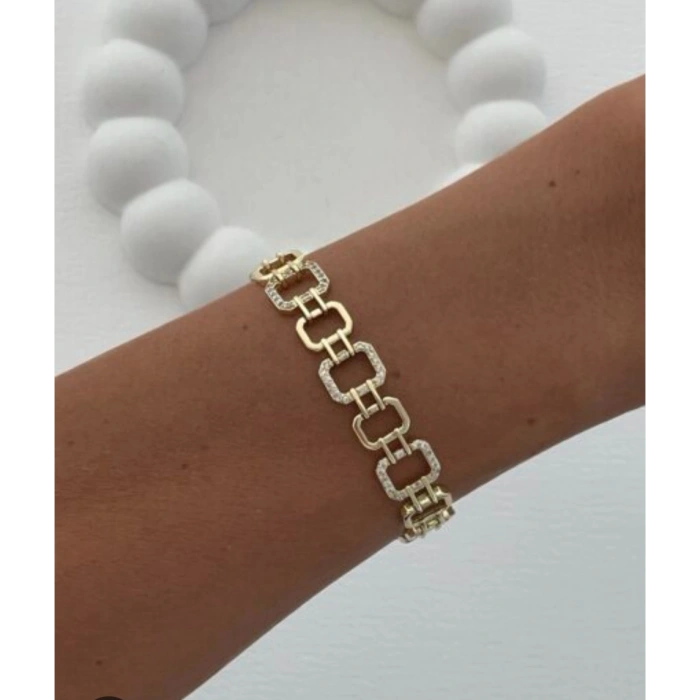 Gold Renk Geometrik Taş Detaylı Lüks Kadın Bileklik