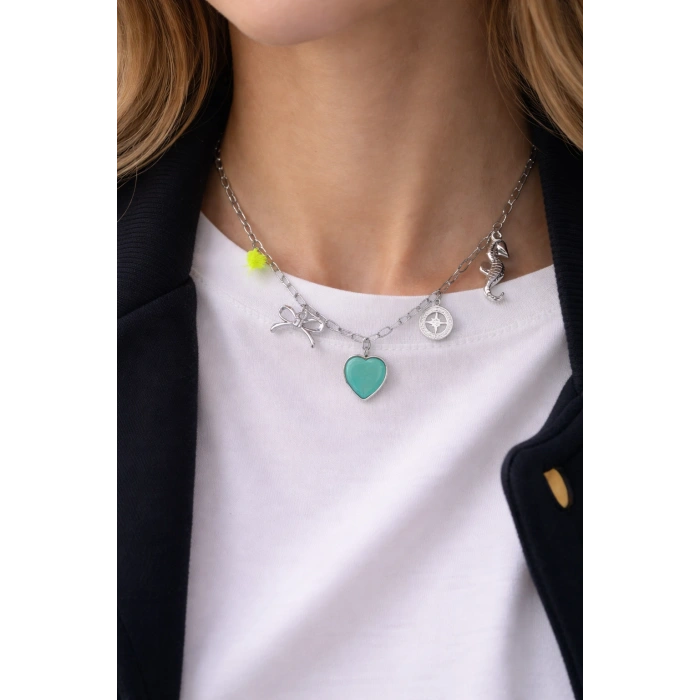 Gümüş Renkli Çelik Charmlı Kolye