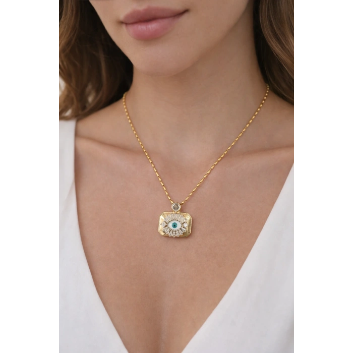 Gold Renkli Çelik Plaka Kolye – Nazar Detaylı