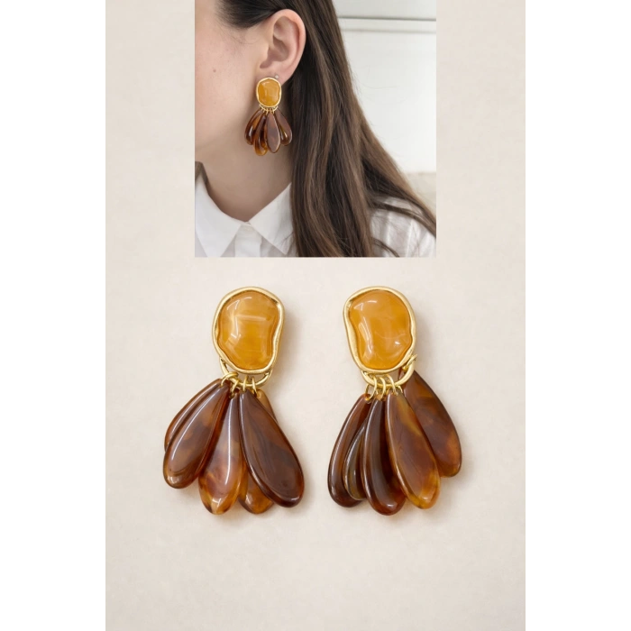 Gold Detaylı Amber Ton Sallantılı Küpe