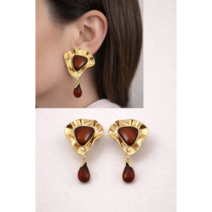 Gold Renkli Bordo Taş Detaylı Sallantılı Küpe