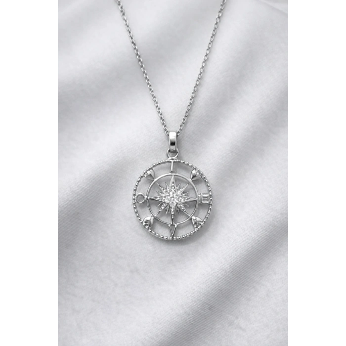 Gümüş Renkli Çelik Pusula Yıldız Kolye