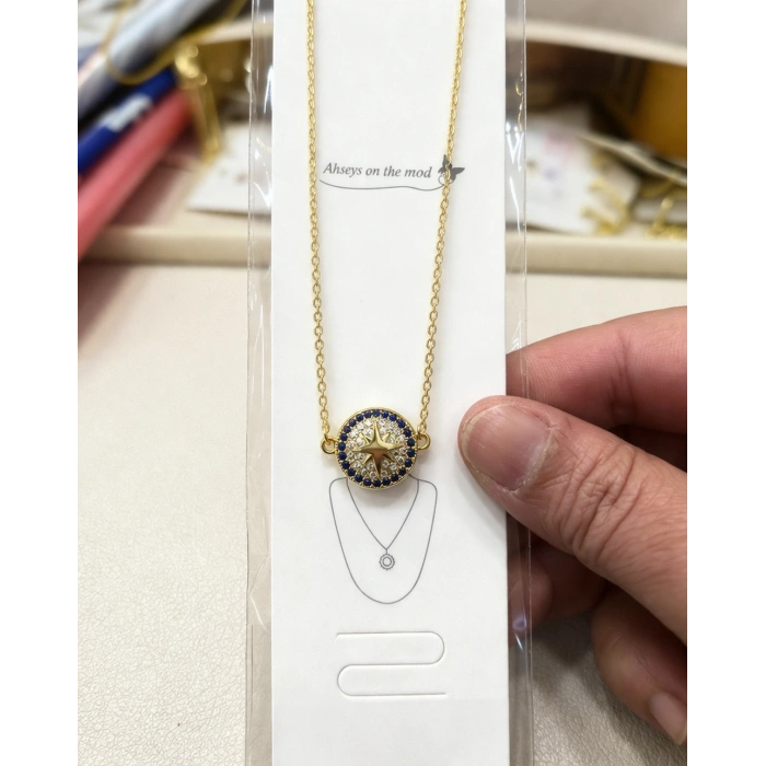 Gold Renkli Çelik Pusula Yıldız Kolye