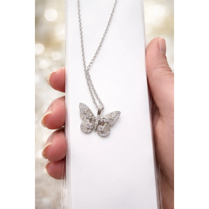 Gümüş Renkli Çelik Kelebek Kolye
