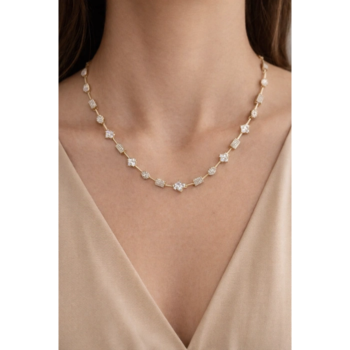 Özel Tasarım VIP Taşlı Kolye