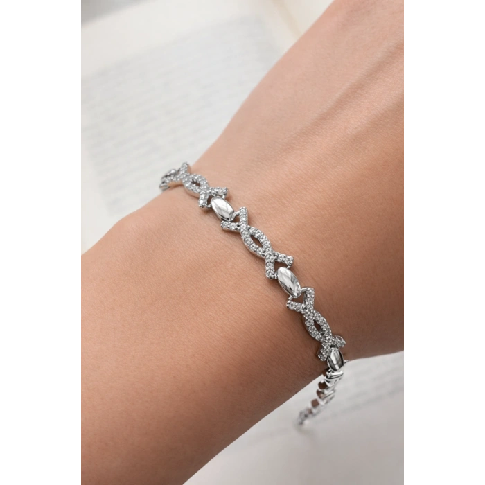 Xuping Taş Detaylı Zarif Gümüş Renk Bileklik