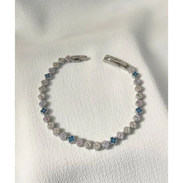 Xuping Yonca Model Gümüş Renk Taşlı Bileklik