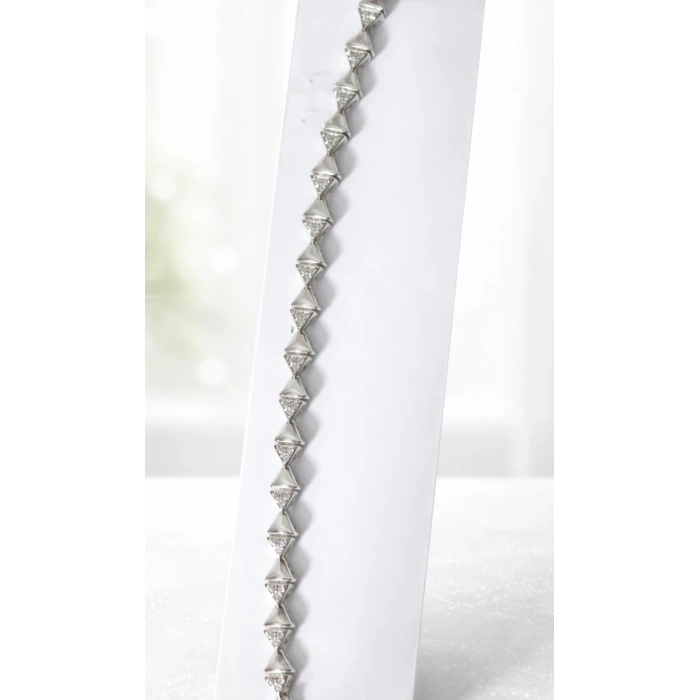 Xuping Gümüş Renk Geometrik Taşlı Bileklik