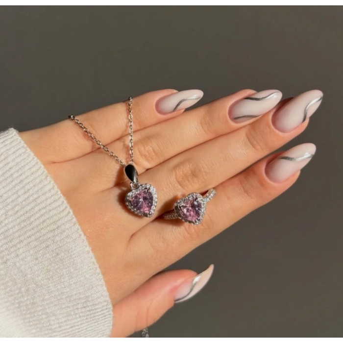 Çelik Gümüş Renkli Kalp Detaylı Kolye & Yüzük 2’li Set