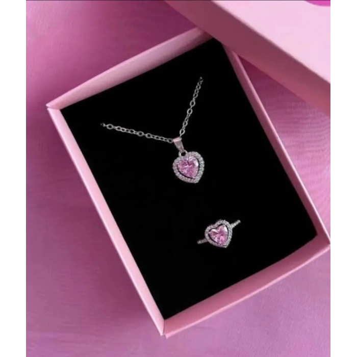 Çelik Gümüş Renkli Kalp Detaylı Kolye & Yüzük 2’li Set