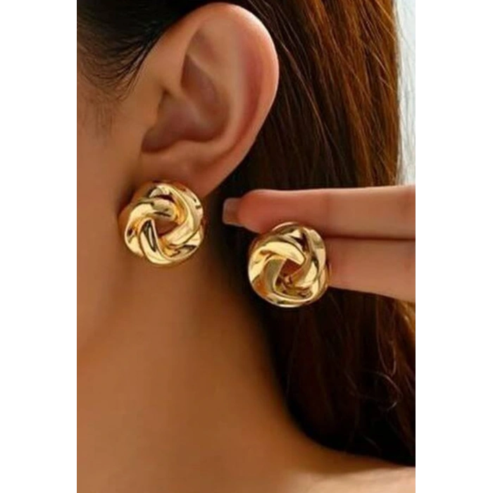 Gold Renkli Detaylı Halka Model Küpe