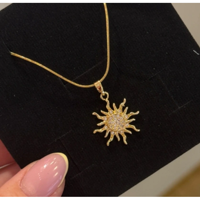 Güneş Model Çelik Taşlı Gold Kolye