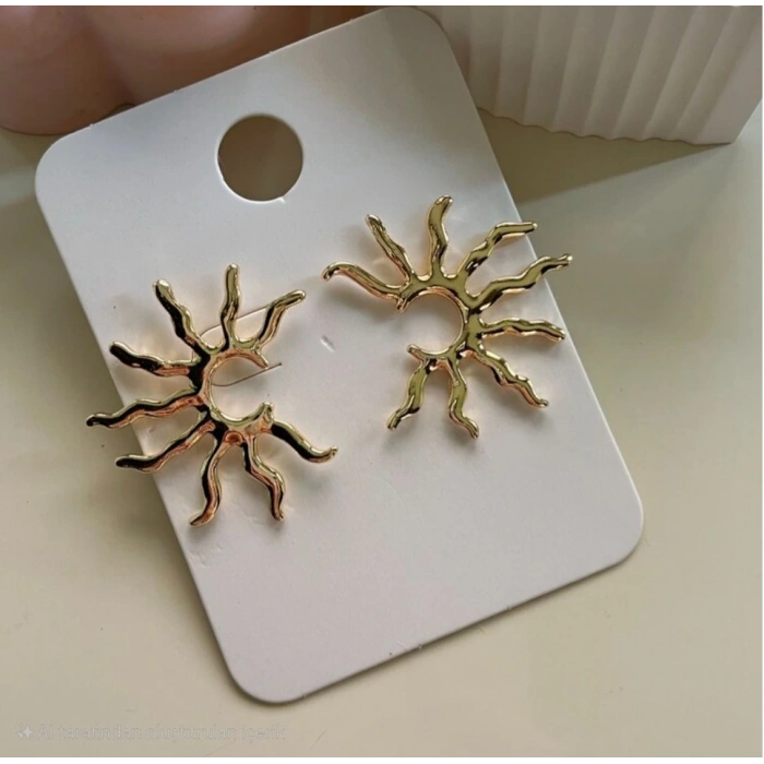 Güneş Model Gold Renkli Küpe