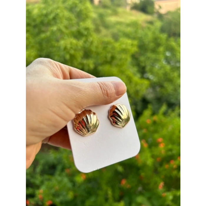 İstiridye Model Gold Renkli Küpe