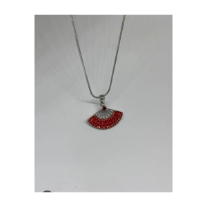 Yelpaze Model Kırmızı Taşlı Çelik Kolye