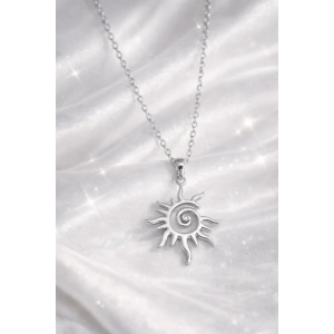 Gümüş Renkli Çelik Güneş Figürlü Kolye