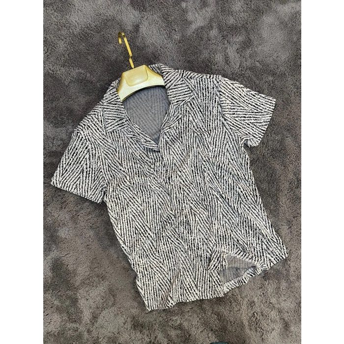 Desenli Örme Gömlek