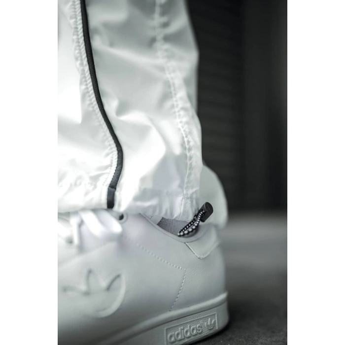 NK LOGOLU SU GEÇİRMEZ EŞOFMAN ALTI (BEYAZ)