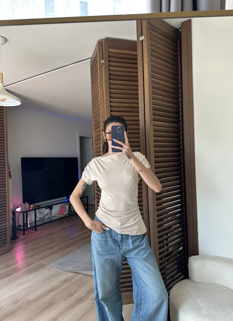 Asimetrik Kesim Tek Omuz Bluz Krem