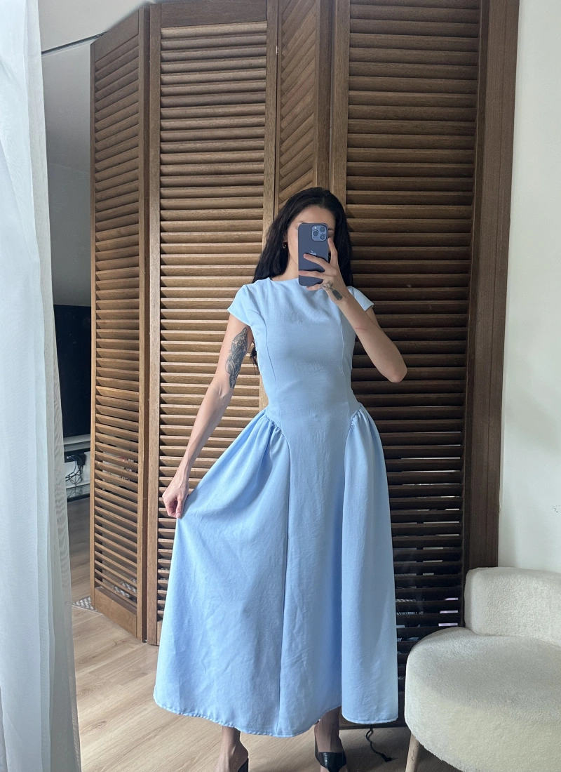 Bel Büzgü Detaylı Maxi Elbise Mavi