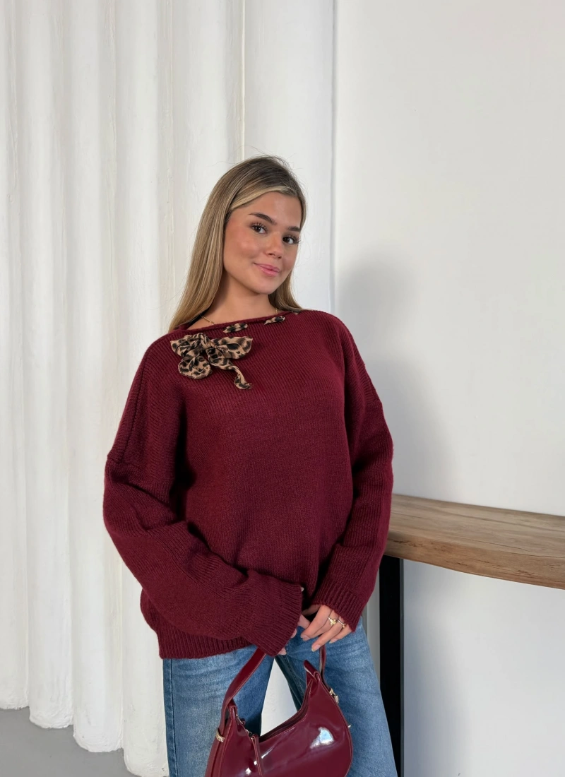 Leopar Fular Detaylı Triko Kazak Bordo