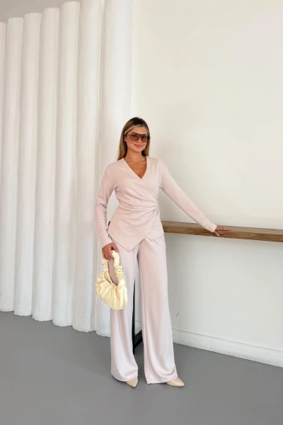 Kruvaze Kesim Drape Detaylı Takım Bej