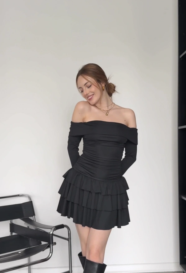 Siyah Becca Madonna Katlı Elbise