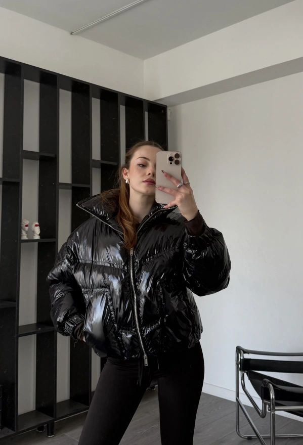 Siyah Muadil Pinky Şişme Mont