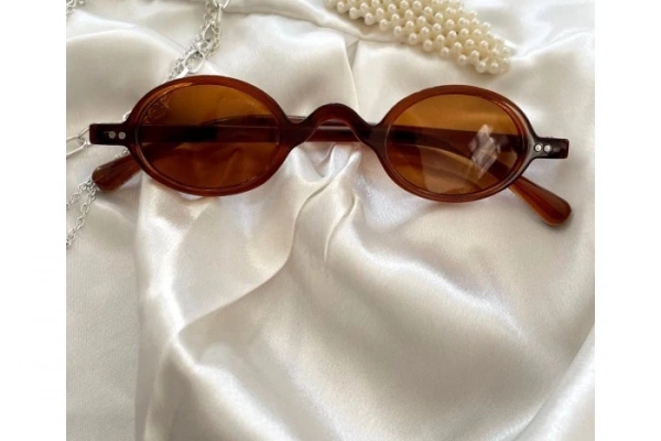 Güneş Gözlüğü Kışın Takılır Mı?