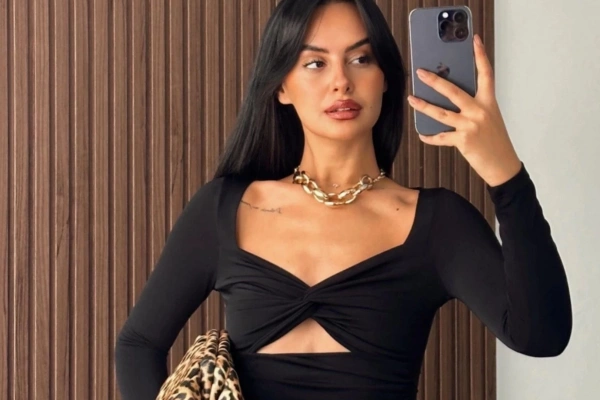 Cut Out Bluz Nedir? Nasıl Kombinlenir?