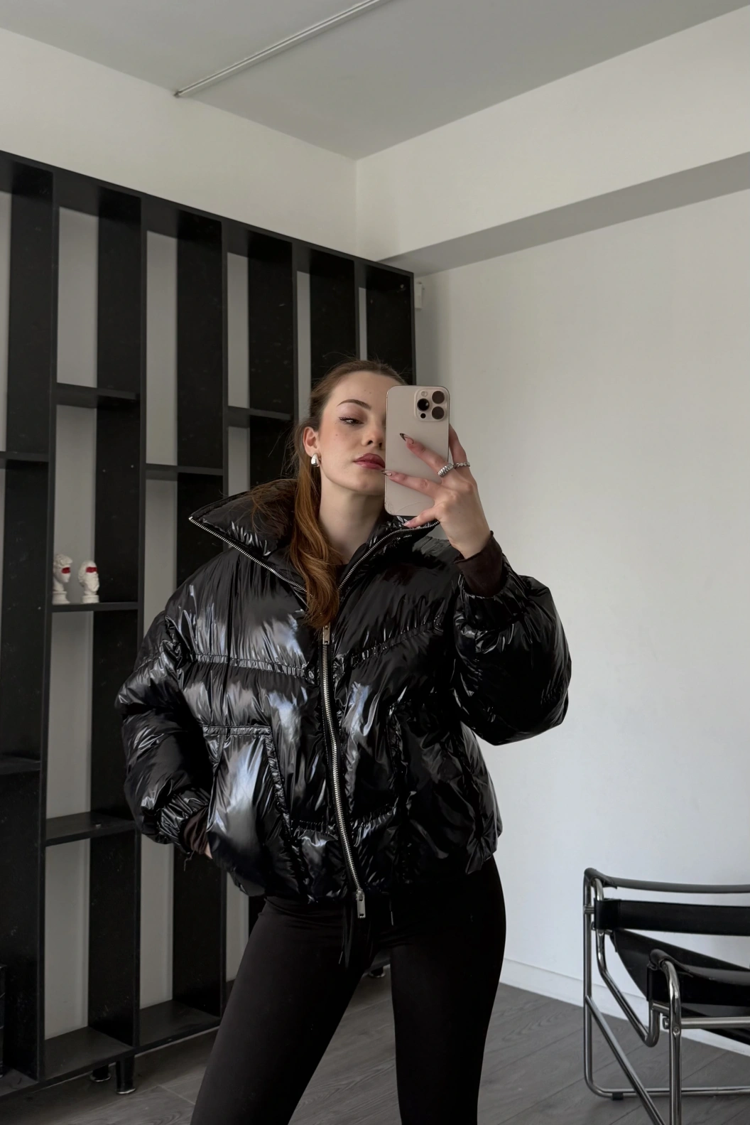 Siyah Muadil Pinky Şişme Mont