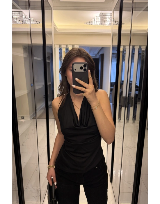 Siyah Aria Degaje Yakalı Bluz