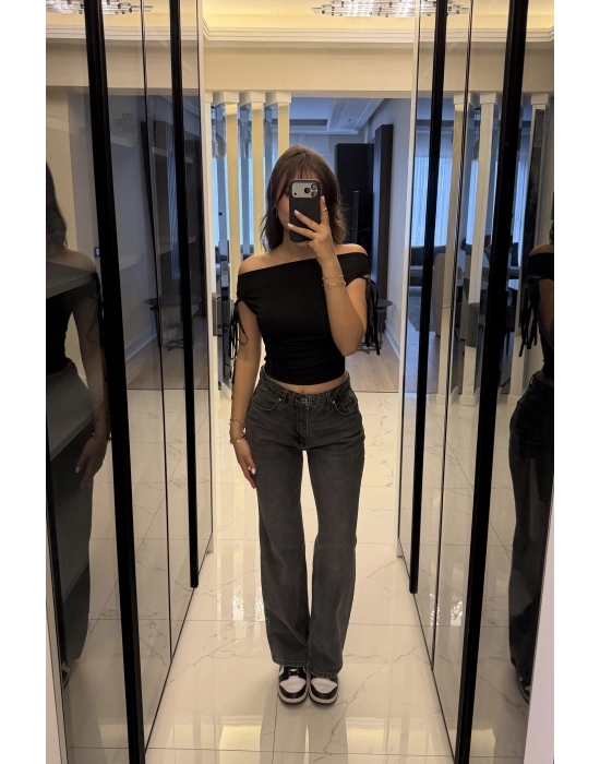 Siyah Mely Kurdele Kol Detaylı Bluz