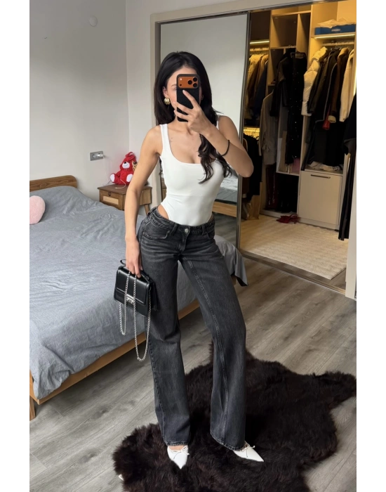 Lauren Beyaz Sırt Dekolteli Bodysuit