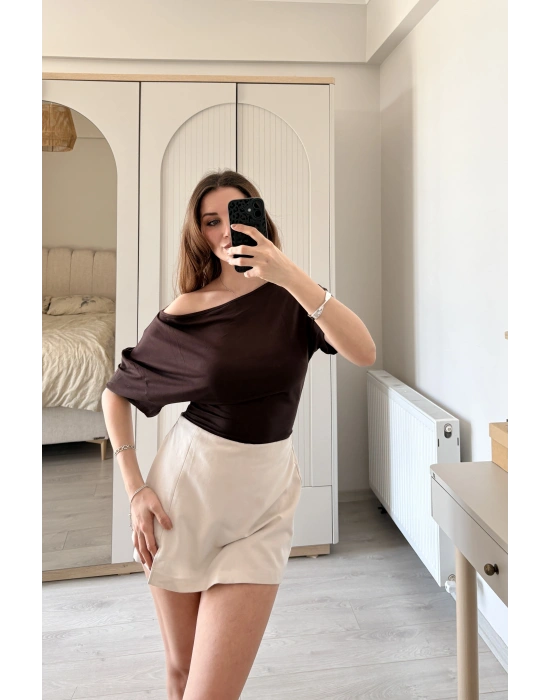 Miela Kahve Yaka Detaylı 2 Kullanımlı Bluz