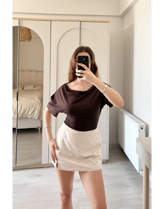 Miela Kahve Yaka Detaylı 2 Kullanımlı Bluz