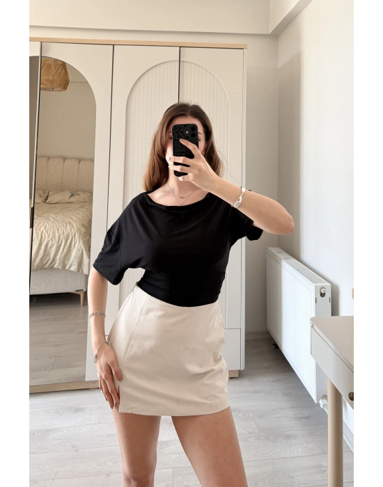 Miela Siyah Yaka Detaylı 2 Kullanımlı Bluz