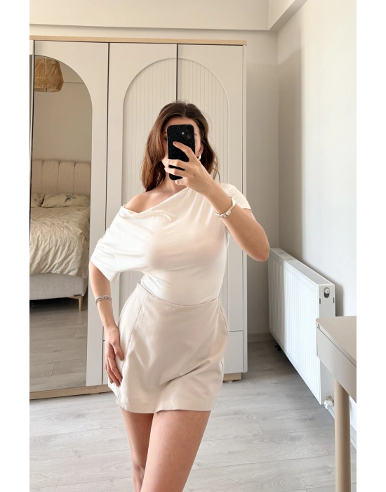 Miela Beyaz Yaka Detaylı 2 Kullanımlı Bluz