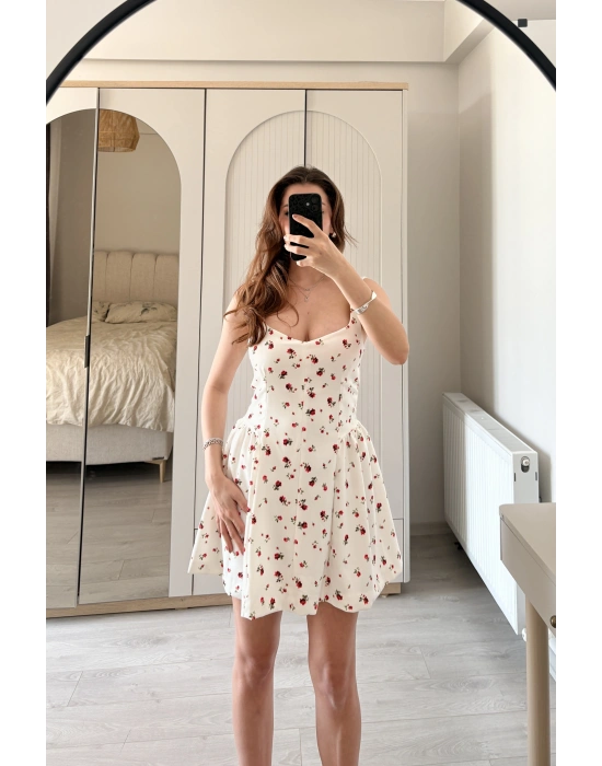 Leila Çiçekli Zr Muadil Volümlü Elbise