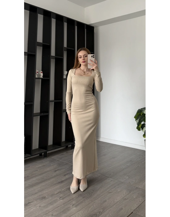 Bej Luis Kare Yaka Basic Uzun Elbise