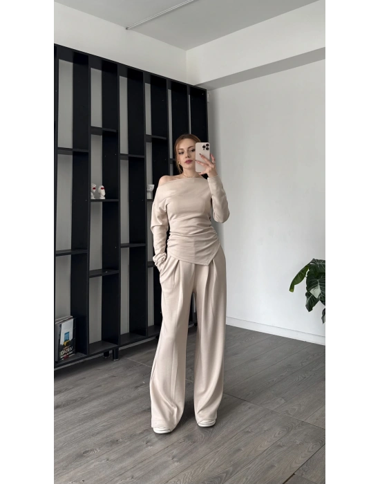 Bej Lumi Asimetirk Kayık Yaka Modal Takım