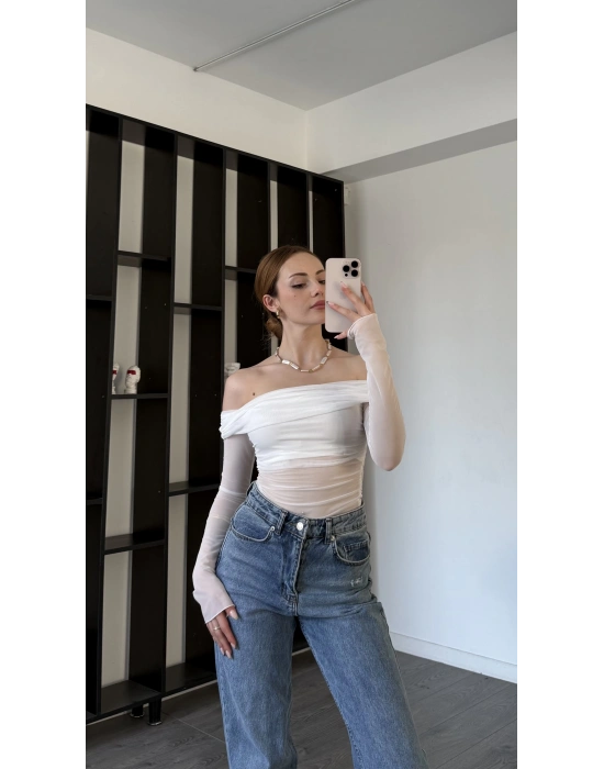 Beyaz Isabel Tül Detay Madonna Bluz