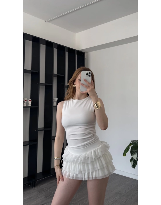 Beyaz Maja Basic Kolsuz Bluz