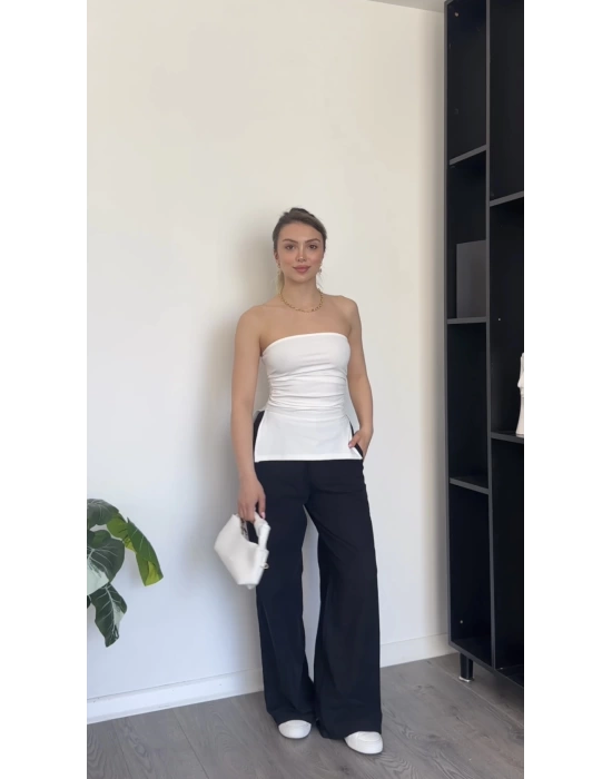 Beyaz Yandan Yırtmaçlı Straplez Bluz