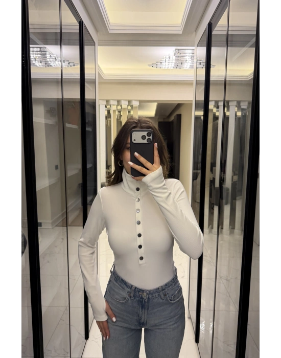 Beyaz Zr Muadil Çıt Çıt Yakalı Bluz