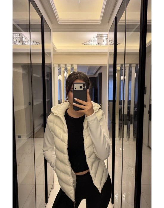 Beyaz Zr Muadil Slim Şişme Mont