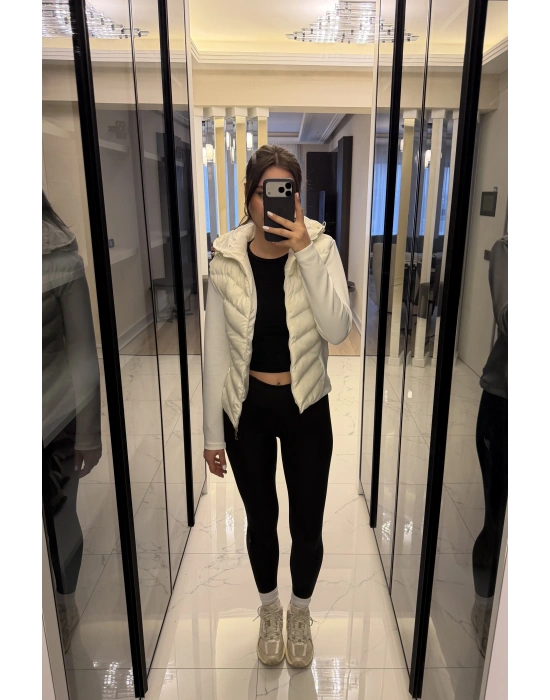 Beyaz Zr Muadil Slim Şişme Mont