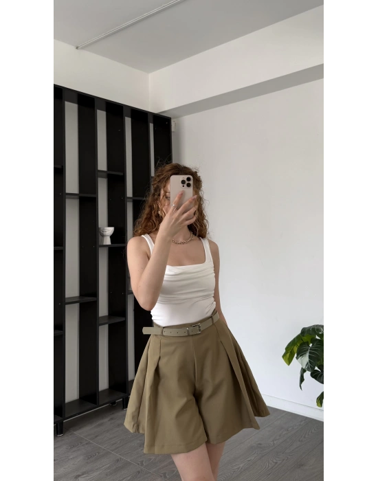 Edna Yeşil Kemerli Şehir Boy Şort