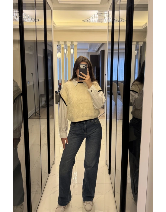 Ekru Saç Örgülü Triko Süveter