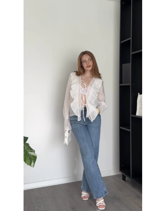 Julya Beyaz Fırfırlı Premium Şifon Gömlek